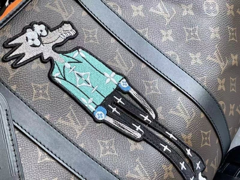 Louis Vuitton Travel Bags